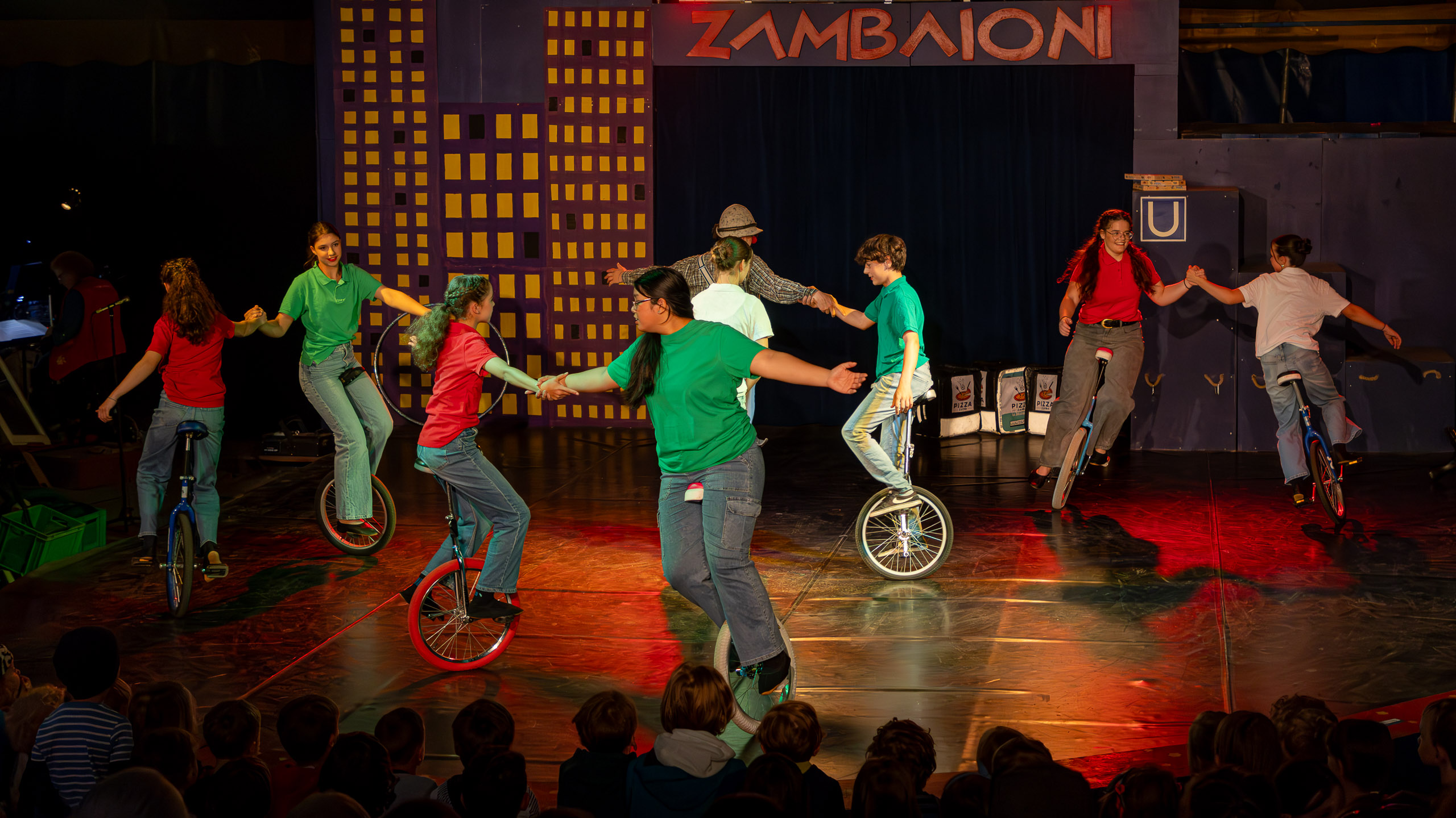 20250529112121 R5D 2564 e