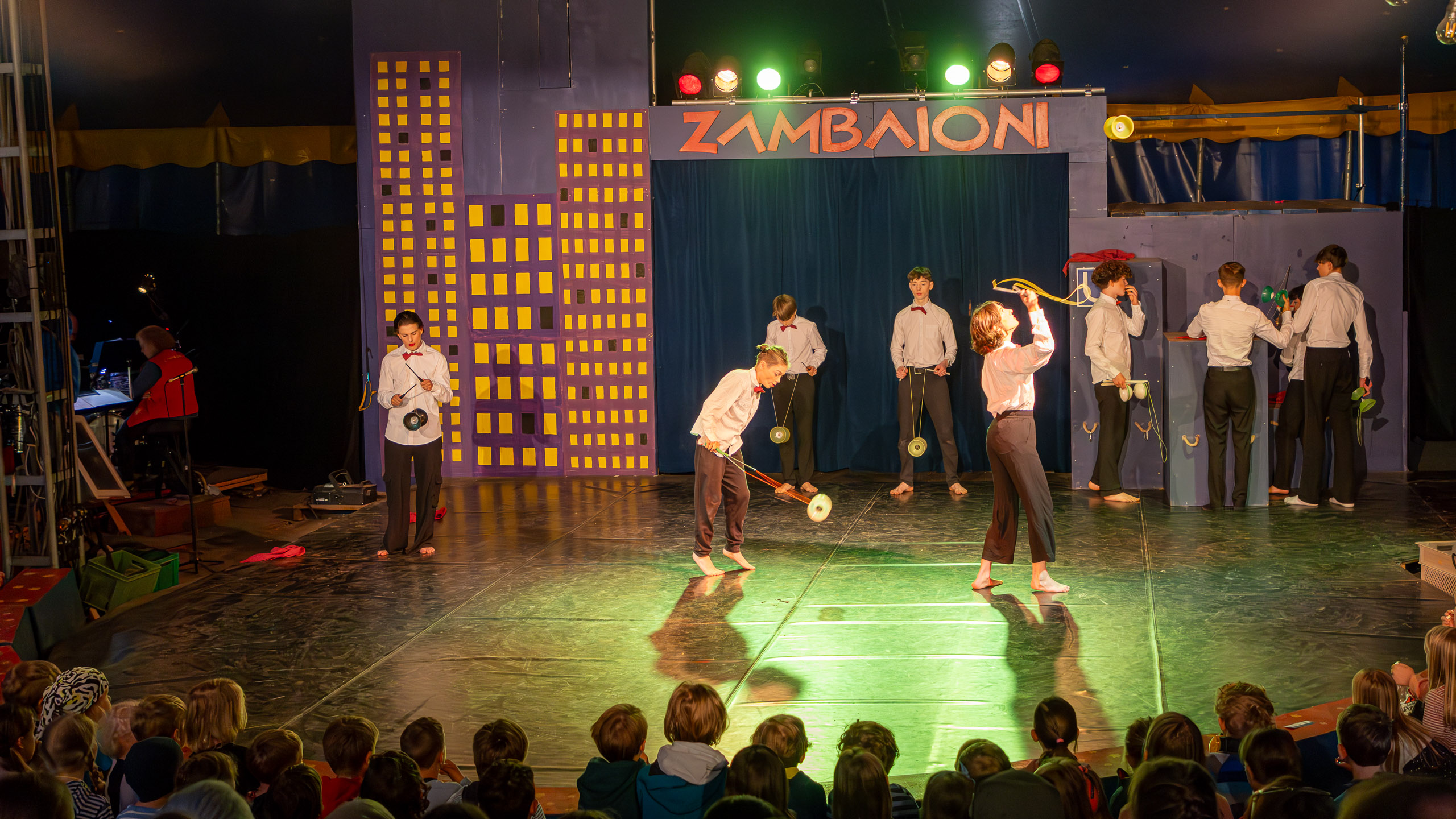 20250529112620 R5D 2633 e